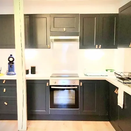 Apartment Une Maison Design Dans Le Centre Foix